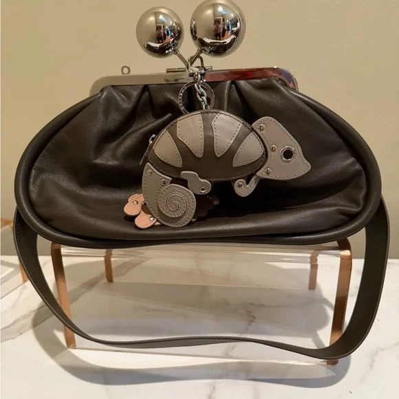 Medium Sheepskin Pasticcino Bag. Dark Green - Picture 6 of 8